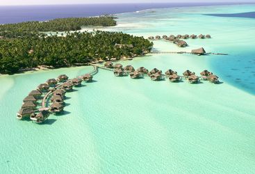 Le Taha'a aerial view