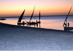 sunset dhow cruise Mozambique