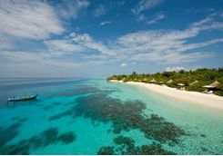 Four Seasons Landaa Giraavaru Maldives