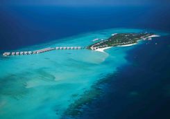 Four Seasons Landaa Giraavaru