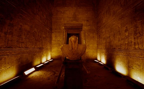 horus temple edfu