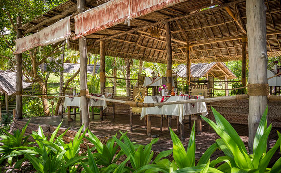 hotel restaurant