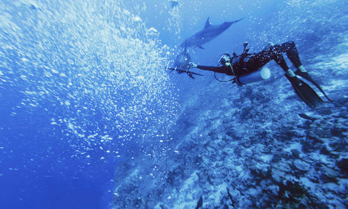 Diver in Rangiroa