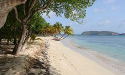 Mustique beach