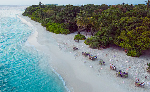 soneva fushi beach