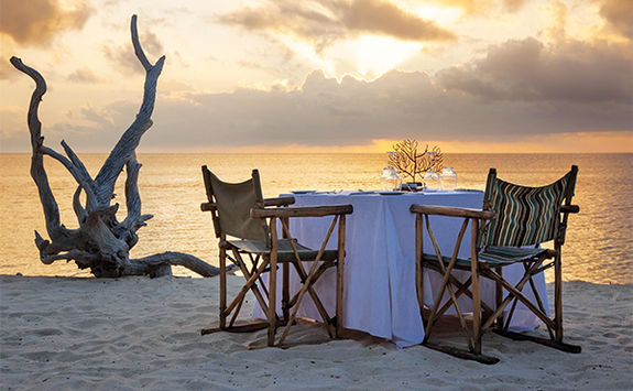 beach dinner