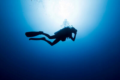 Advanced scuba diver
